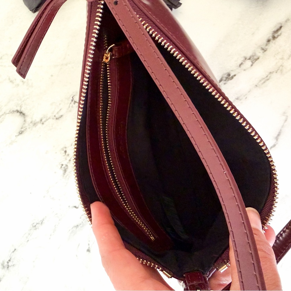 & Other Stories Sleek Leather Shoulder Bag in Burgundy Oxblood - Picture 11 of 14